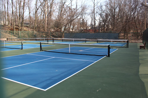 Pickleball Courts On River Rd.
